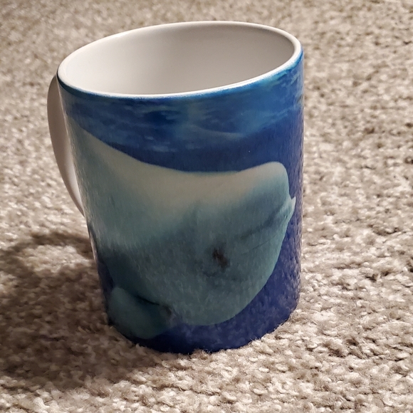12/$30   ☕️ BNWT Vancouver aquarium keepsake mug - Picture 3 of 7